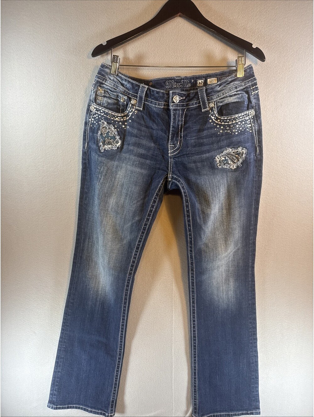 Miss Me Women's Signature Boot Cut Size 32